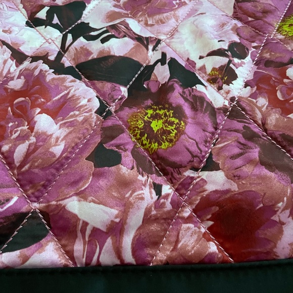 Victoria’s Secret bag. New without tags. - Picture 7 of 7